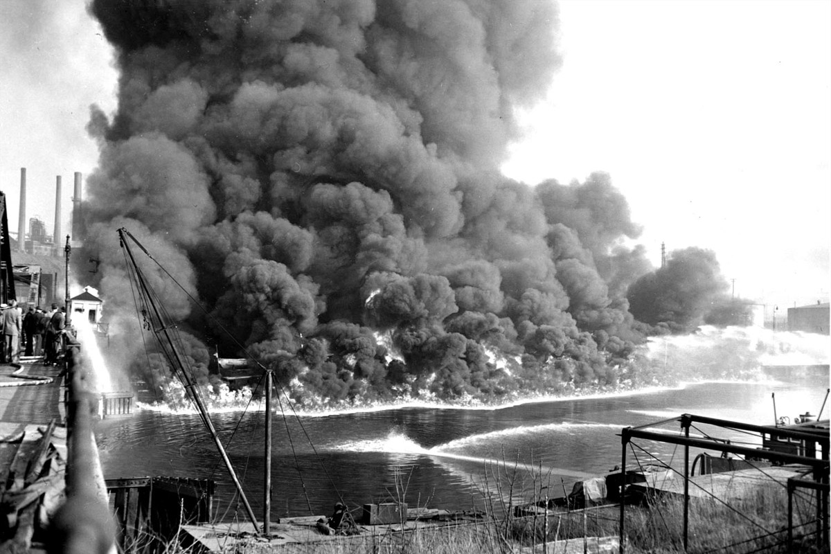 cayuhoga-river-fire.jpg