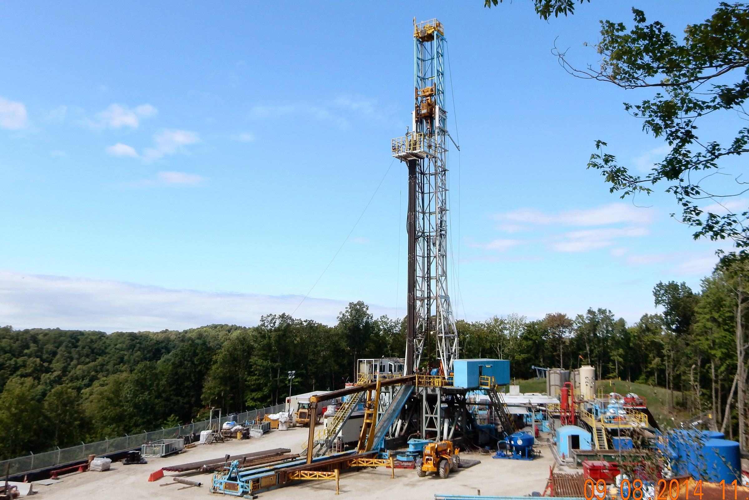 fracking natural gas well