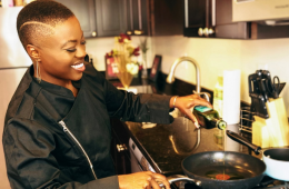 Professional chef Chaundrea Simmons